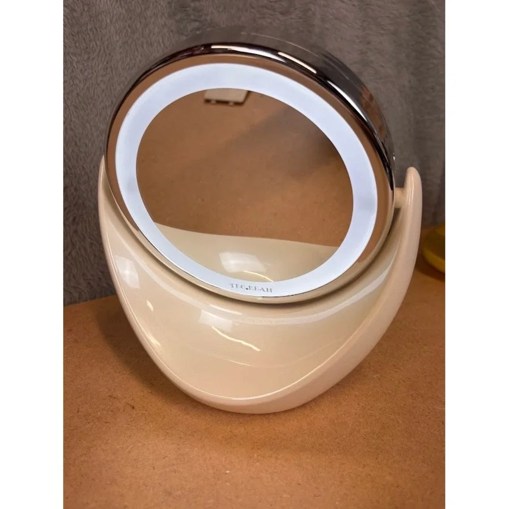 TEC.BEAN Lighted Makeup Mirror White‎ Chrome LED Ring Light Battery Op Round